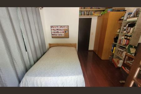 Casa à venda com 4 quartos, 250m² em Itaipu, Niterói