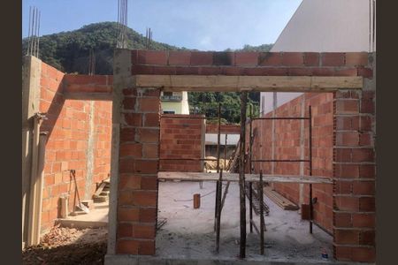 Casa à venda com 3 quartos, 140m² em Cafubá, Niterói