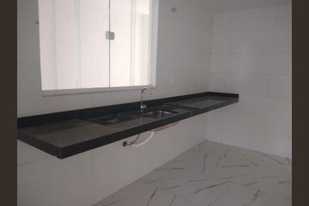 Casa à venda com 4 quartos, 222m² em Piratininga, Niterói