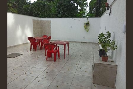 Casa à venda com 4 quartos, 222m² em Piratininga, Niterói