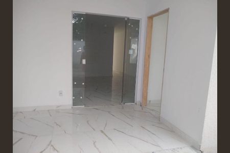 Casa à venda com 4 quartos, 222m² em Piratininga, Niterói