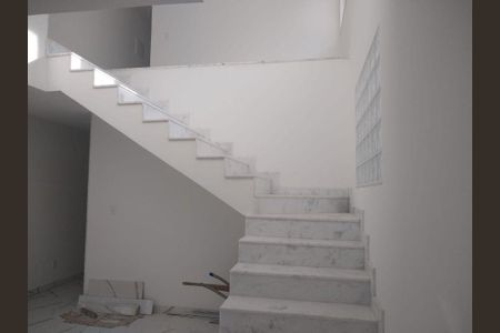 Casa à venda com 4 quartos, 222m² em Piratininga, Niterói