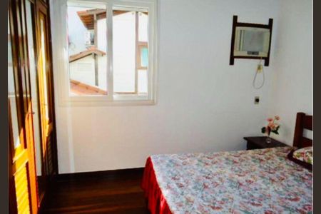 Casa à venda com 3 quartos, 249m² em Piratininga, Niterói