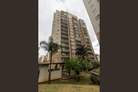 Apartamento à venda com 72m², 2 quartos e 1 vagaÁrea comum
