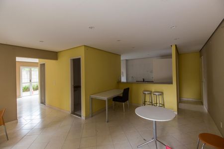 Apartamento à venda com 72m², 2 quartos e 1 vagaÁrea comum - Salão de festas