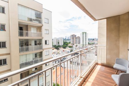 Varanda de apartamento para alugar com 2 quartos, 72m² em Jardim Tupanci, Barueri