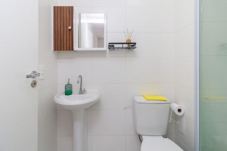 Apartamento para alugar com 26m², 1 quarto e sem vaga Apartamento para alugar com 26m², 1 quarto e sem vagaBanheiro da Suíte