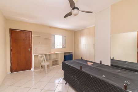 Casa à venda com 125m², 3 quartos e 2 vagasSuíte