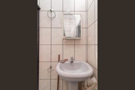 Casa à venda com 125m², 3 quartos e 2 vagasBanheiro