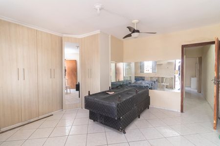 Casa à venda com 125m², 3 quartos e 2 vagasSuíte