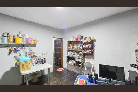 Casa à venda com 625m², 5 quartos e 4 vagasQuarto 2