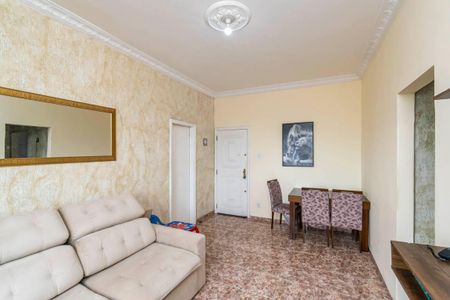 Apartamento à venda com 68m², 2 quartos e 1 vagaSala