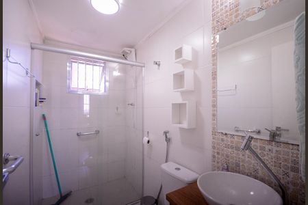 Banheiro  de apartamento à venda com 2 quartos, 50m² em Jardim Maria Estela, São Paulo