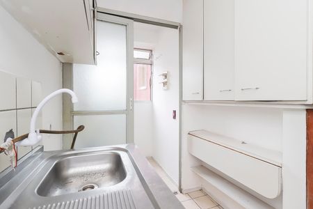 Apartamento à venda com 55m², 2 quartos e 1 vaga Apartamento à venda com 55m², 2 quartos e 1 vagaCozinha