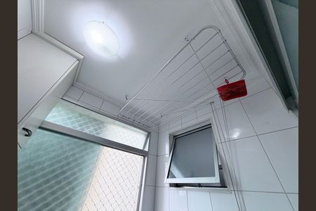 Apartamento para alugar com 65m², 3 quartos e 1 vagaÁrea de Serviço