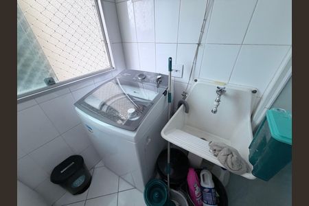Apartamento para alugar com 65m², 3 quartos e 1 vagaÁrea de Serviço