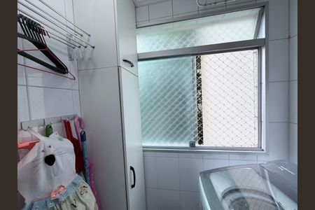 Apartamento para alugar com 65m², 3 quartos e 1 vagaÁrea de Serviço