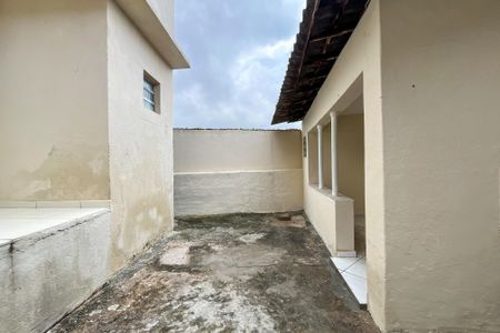 Casa para alugar com 60m², 1 quarto e sem vagaÁrea de Serviço