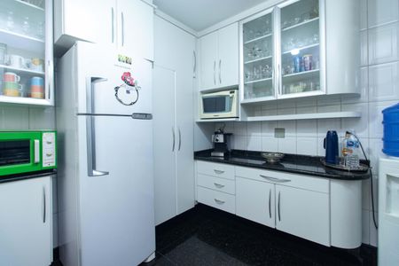 Casa à venda com 150m², 4 quartos e 2 vagasCozinha