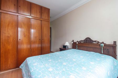 Casa à venda com 150m², 4 quartos e 2 vagasSuíte