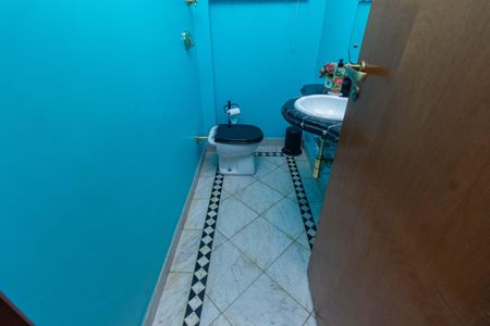 Casa à venda com 150m², 4 quartos e 2 vagasLavabo