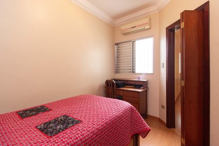 Casa à venda com 150m², 4 quartos e 2 vagasQuarto 2