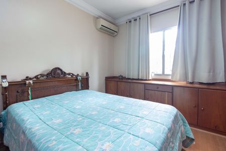 Casa à venda com 150m², 4 quartos e 2 vagasSuíte