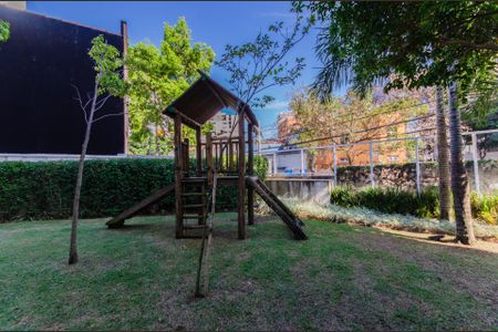 Apartamento à venda com 104m², 2 quartos e 1 vaga Apartamento à venda com 104m², 2 quartos e 1 vagaÁrea comum - Playground