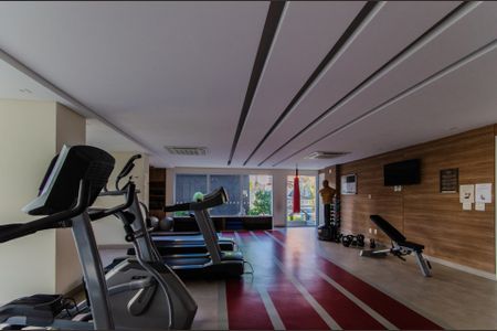 Apartamento à venda com 104m², 2 quartos e 1 vaga Apartamento à venda com 104m², 2 quartos e 1 vagaÁrea comum - Academia