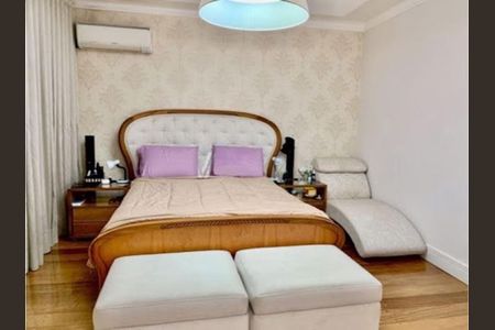 Casa à venda com 4 quartos, 358m² em Swiss Park, Campinas