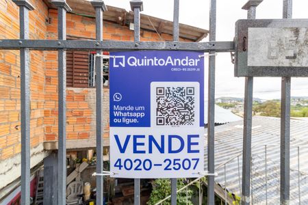 Casa à venda com 300m², 2 quartos e 1 vagaPlaquinha