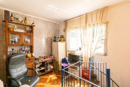 Sala de casa à venda com 2 quartos, 300m² em Santa Tereza, Porto Alegre