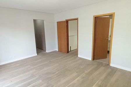 Casa à venda com 3 quartos, 210m² em Jardim Ermida I, Jundiaí