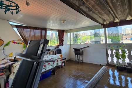 Casa à venda com 125m², 5 quartos e 1 vaga Casa à venda com 125m², 5 quartos e 1 vagaSacada do Quarto 1 - Casa 3