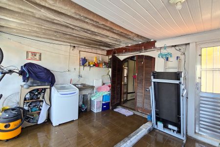 Casa à venda com 125m², 5 quartos e 1 vaga Casa à venda com 125m², 5 quartos e 1 vagaSacada do Quarto 1 - Casa 3