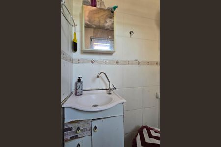 Casa à venda com 125m², 5 quartos e 1 vaga Casa à venda com 125m², 5 quartos e 1 vagaBanheiro Social - Casa 3