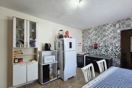 Casa à venda com 125m², 5 quartos e 1 vaga Casa à venda com 125m², 5 quartos e 1 vagaCozinha - Casa 3