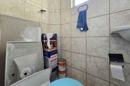 Casa à venda com 125m², 5 quartos e 1 vaga Casa à venda com 125m², 5 quartos e 1 vagaBanheiro de serviço - Casa 3