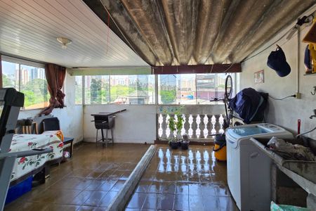 Casa à venda com 125m², 5 quartos e 1 vaga Casa à venda com 125m², 5 quartos e 1 vagaSacada do Quarto 1 - Casa 3