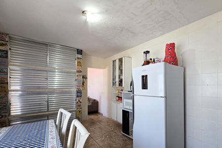 Casa à venda com 125m², 5 quartos e 1 vaga Casa à venda com 125m², 5 quartos e 1 vagaCozinha - Casa 3