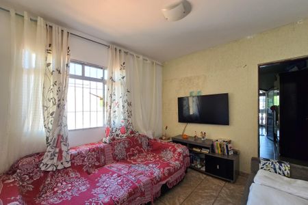 Casa à venda com 125m², 5 quartos e 1 vaga Casa à venda com 125m², 5 quartos e 1 vagaSala - Casa 3