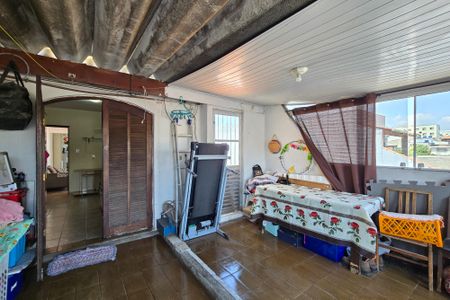 Casa à venda com 125m², 5 quartos e 1 vaga Casa à venda com 125m², 5 quartos e 1 vagaSacada do Quarto 1 - Casa 3