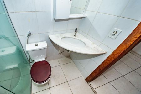 Apartamento à venda com 73m², 2 quartos e 1 vagaBanheiro Social