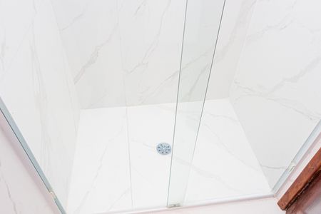 Casa à venda com 160m², 3 quartos e 2 vagas Casa à venda com 160m², 3 quartos e 2 vagasBanheiro