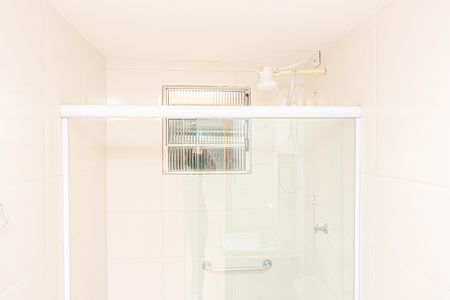 Casa à venda com 160m², 3 quartos e 2 vagas Casa à venda com 160m², 3 quartos e 2 vagasBanheiro