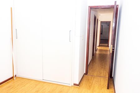 Casa à venda com 160m², 3 quartos e 2 vagas Casa à venda com 160m², 3 quartos e 2 vagasQuarto 2