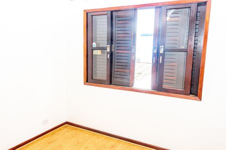Casa à venda com 160m², 3 quartos e 2 vagas Casa à venda com 160m², 3 quartos e 2 vagasQuarto 2