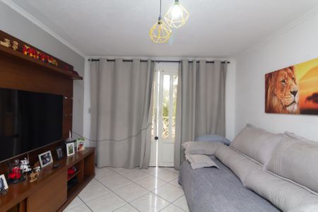 Casa à venda com 220m², 3 quartos e 2 vagasSala