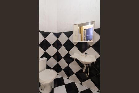 Casa à venda com 220m², 3 quartos e 2 vagasBanheiro 2