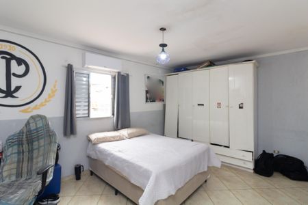 Casa à venda com 220m², 3 quartos e 2 vagasQuarto 2